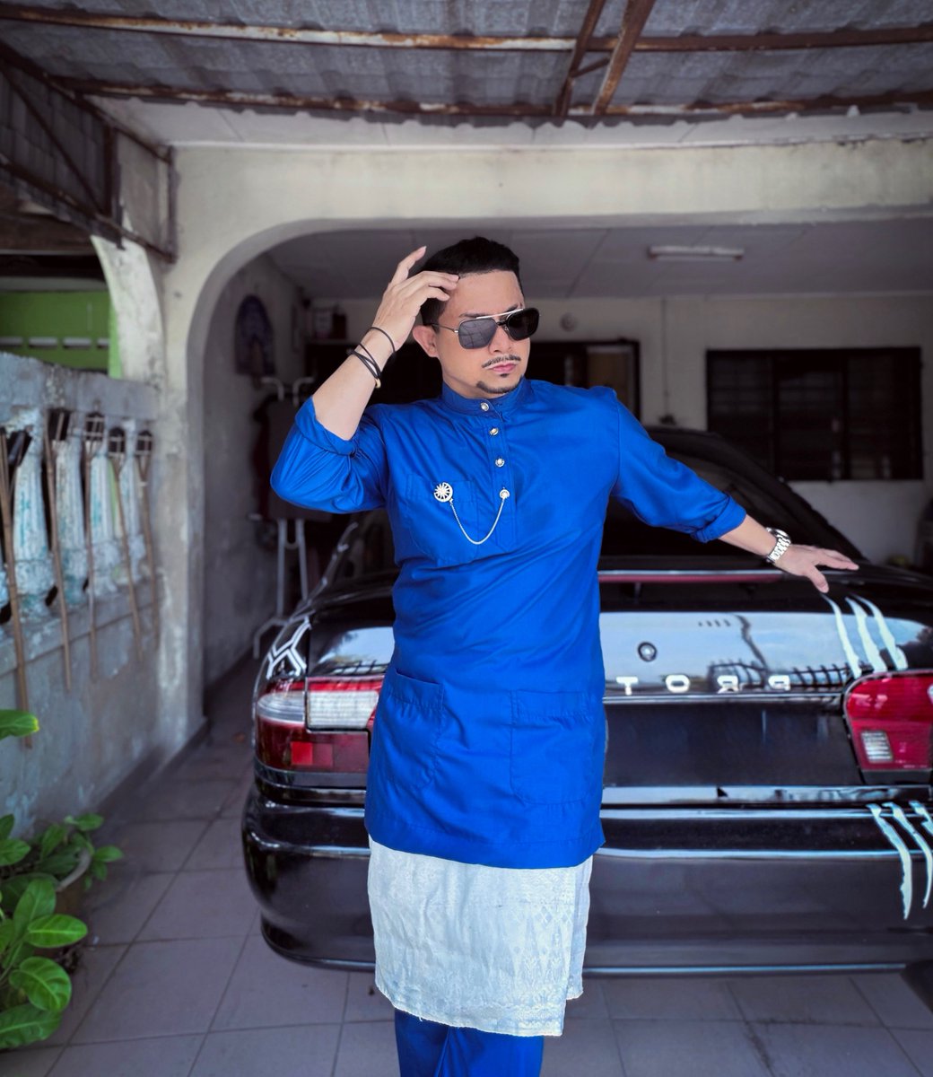 syed_faisal13's tweet image. Get ready #eidmubarak 🔵🌙