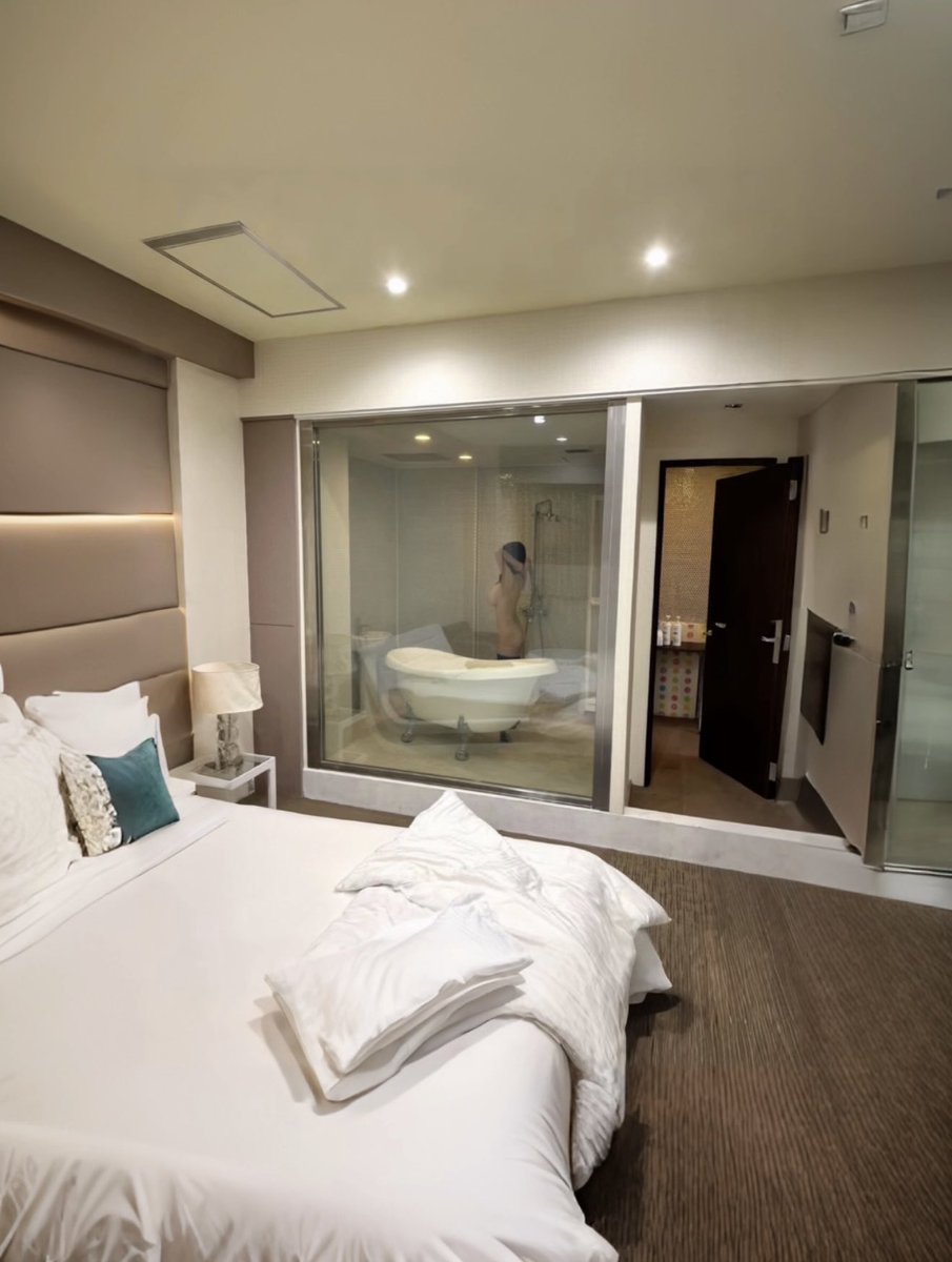 Kristopher Brown tweet media