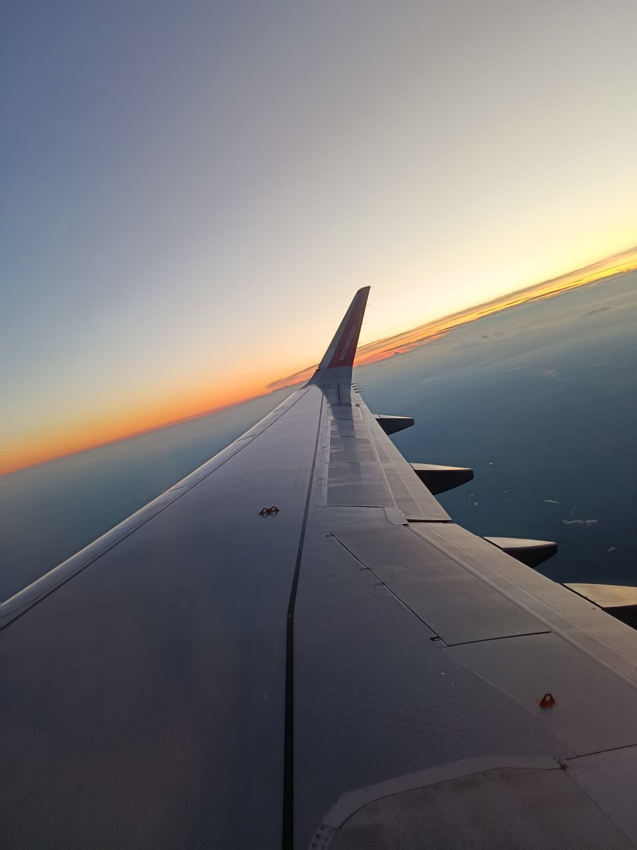 Back home. And everything is again at the beginning. 
Now is time for clearness. 
Sometimes you feel yourself tired not because you are physically exhausted , rather disappointed. 
To end a 15 years relationship/marriage is maybe the hardest thing i ever did in my life. 
I don't