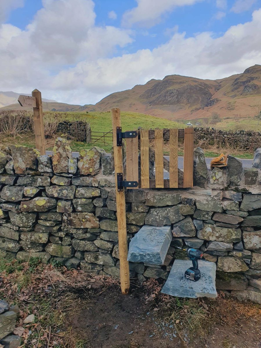 Denporter1965's tweet photo. Newly built stile on the side of the A591 with added clapped gate to prevent little feet from escaping #StileSaturday https://t.co/NsD0zjXkRe