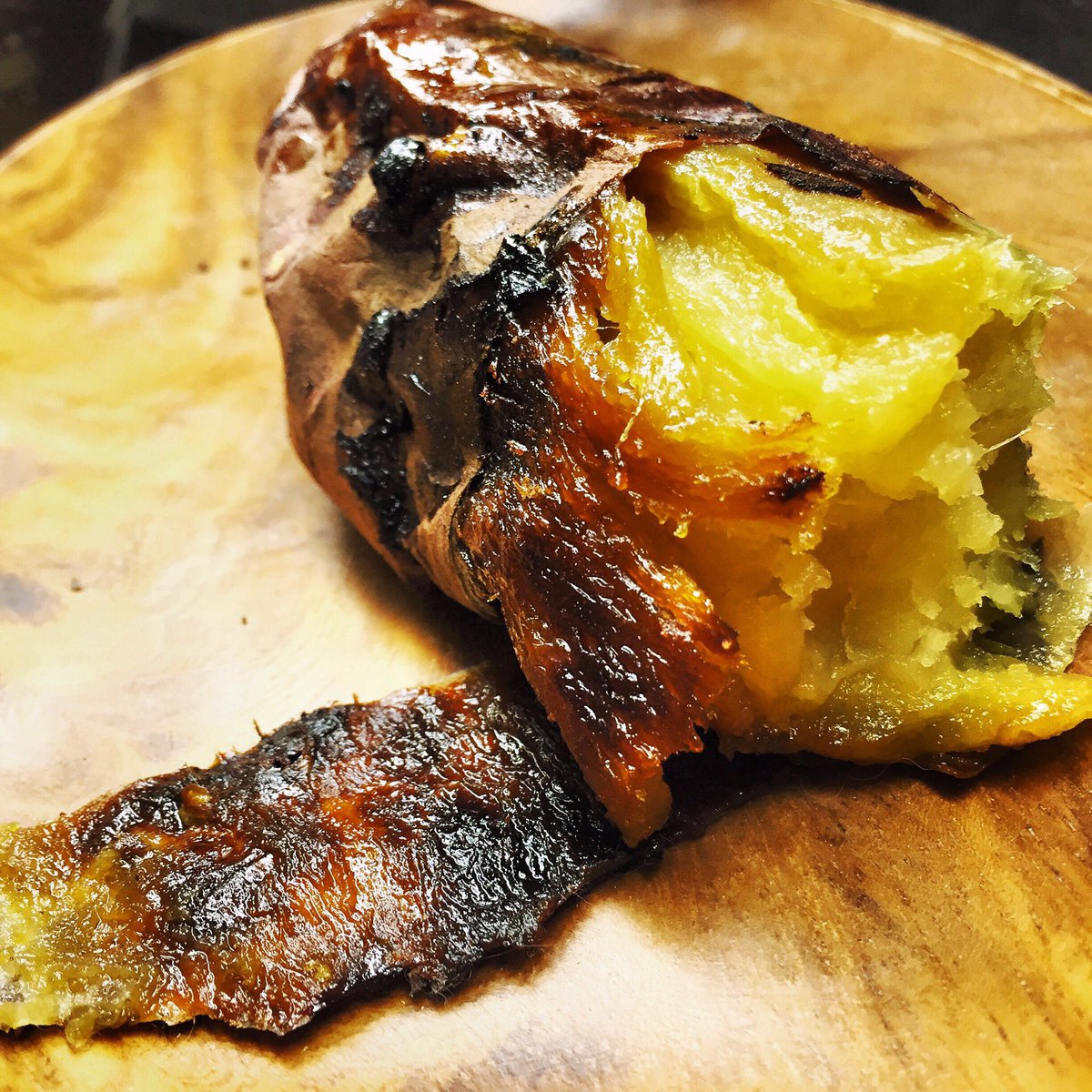 えるろこ🍠ロド芋！「鬼いちゃん」焼き芋専門店で日本一周‼️ tweet media