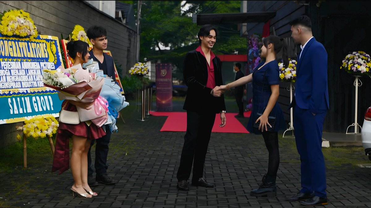 a y u (rest) tweet media