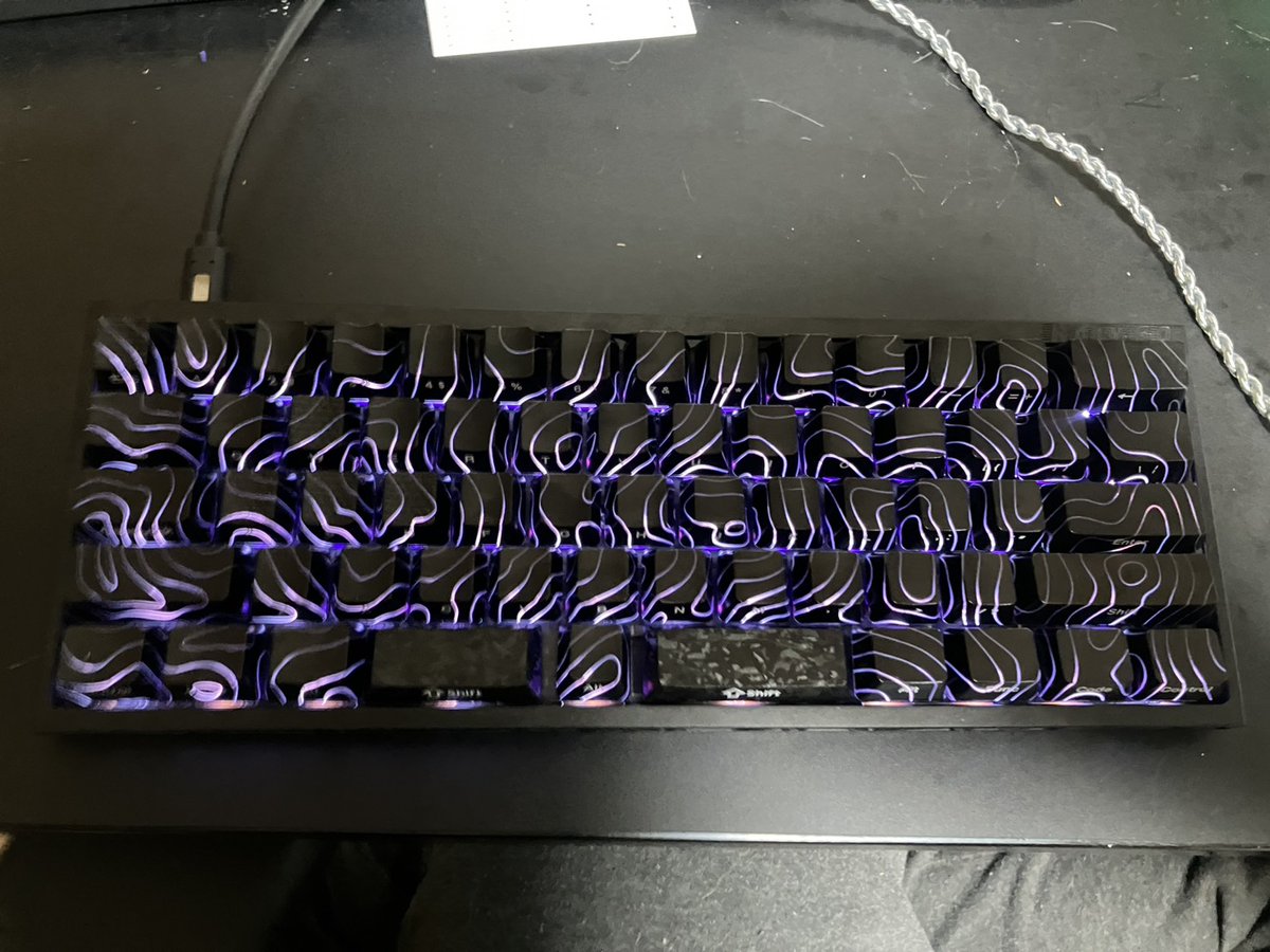 構成はこんな感じでです PCB: Rakka 60 Atlas 625 SPIRIT Case:Holy60 Case Plate:KBD ...