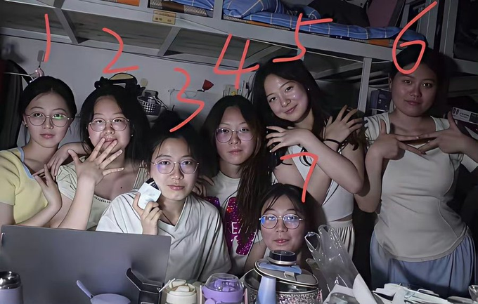 每日PK赛 tweet media