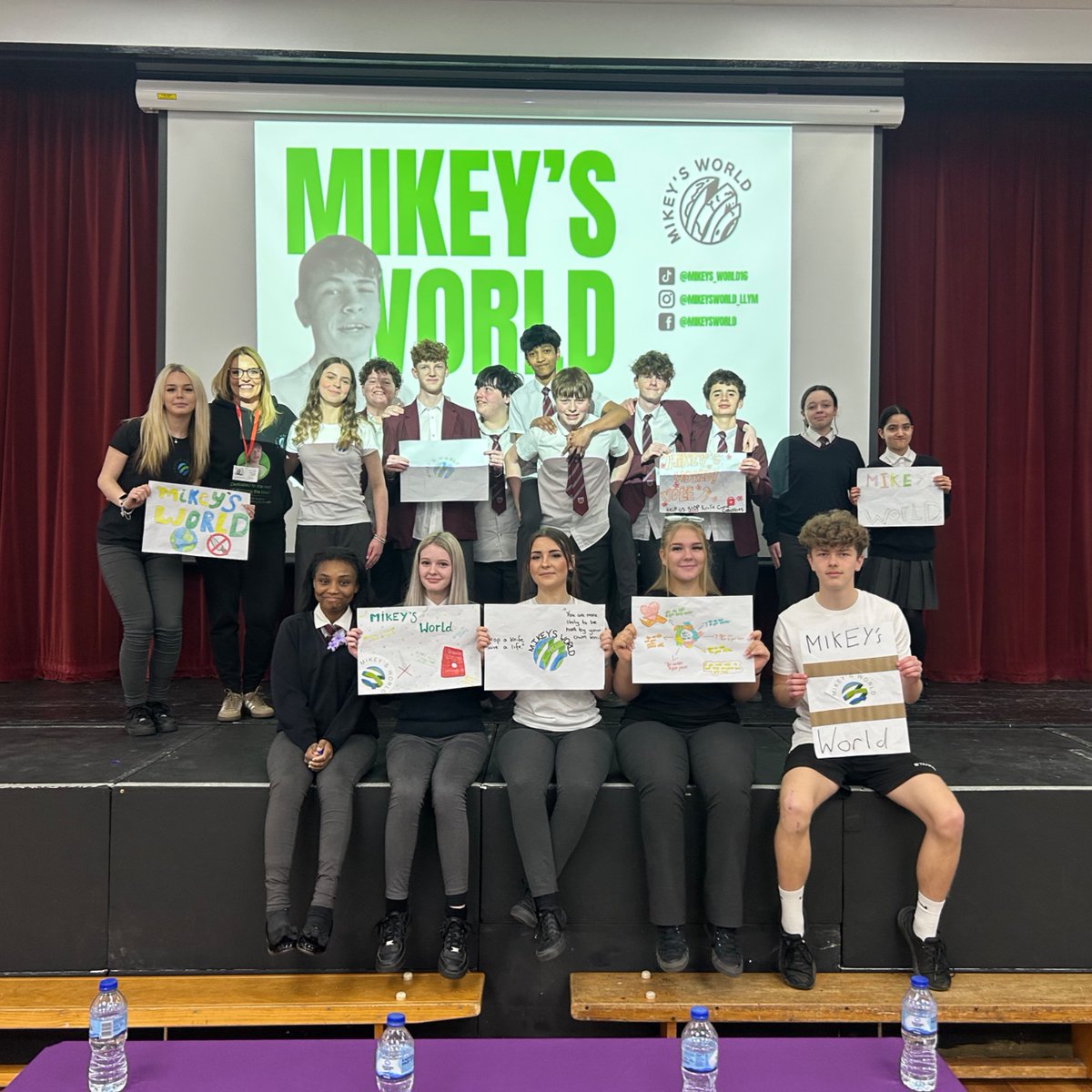 LiftBroadlands's tweet photo. Huge THANK YOU to everyone who supported our @FirstGiveUK project 🙌

Congrats to Mikey’s World, winners of the £1000 cheque👏

Shoutout to St Peter’s Hospice &amp; Developing Health &amp; Independence, who also received £100 donations thanks to Shaun McGall 🙏 https://t.co/B8iprw1ysc