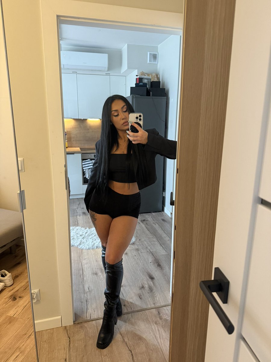 Nykovska tweet media