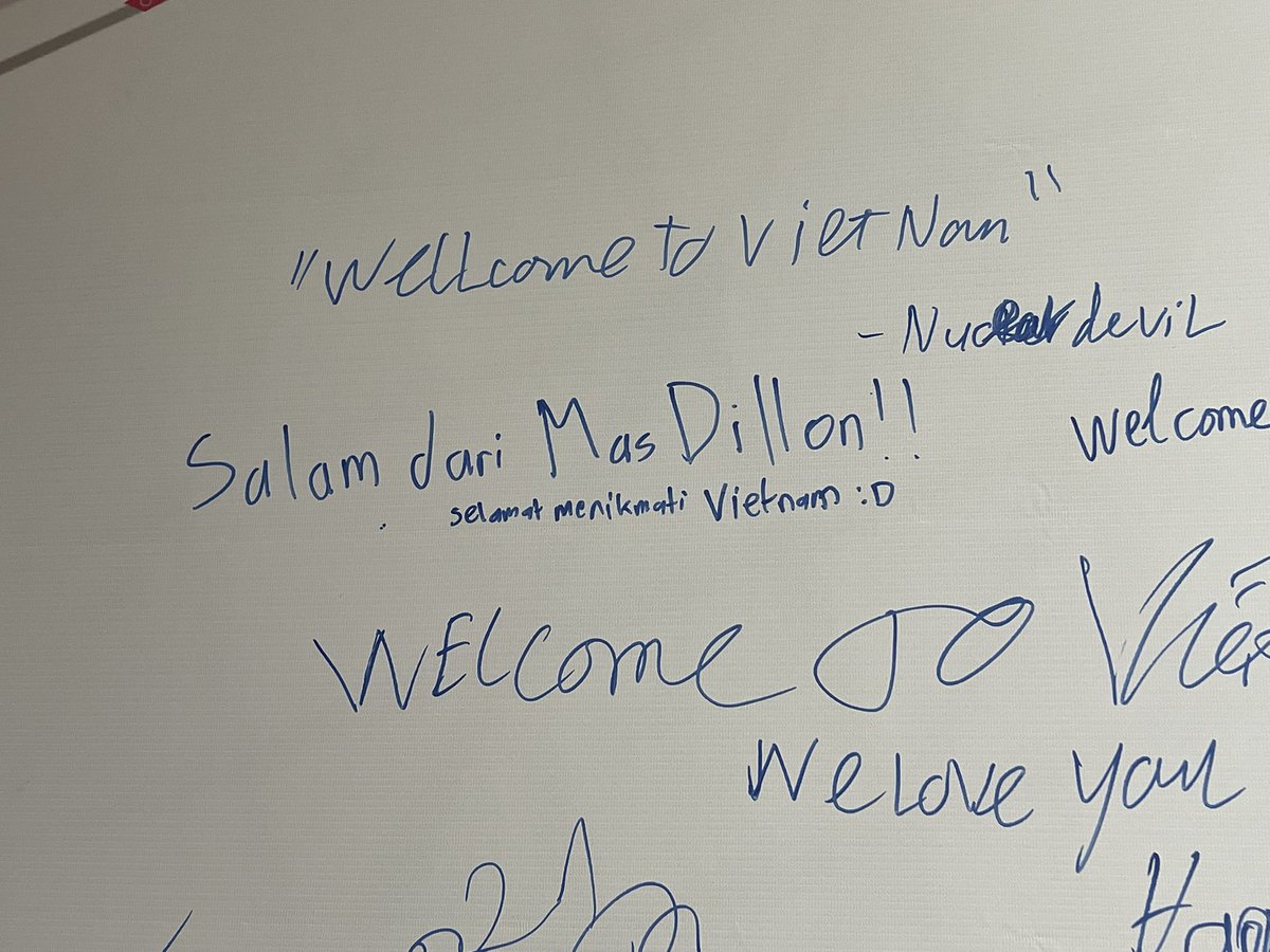 Ruri 🧟🐙☔ tweet media