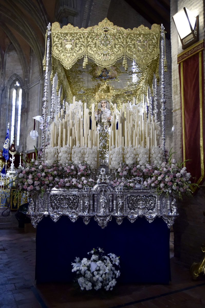 Resurrección Sevilla tweet media