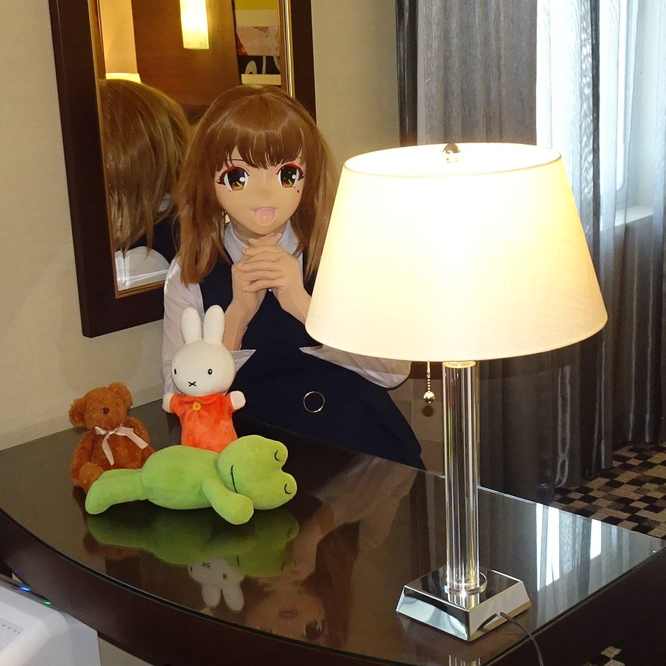 ころけろ tweet media