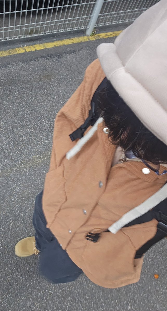 온 트친소 팔 받아주세요 tweet media