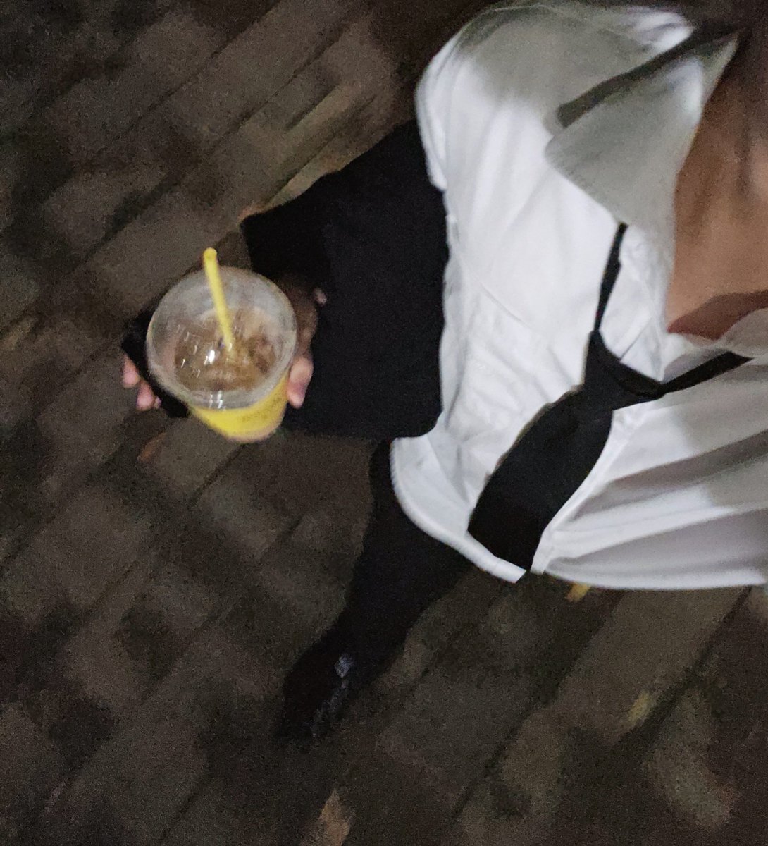 온 트친소 팔 받아주세요 tweet media