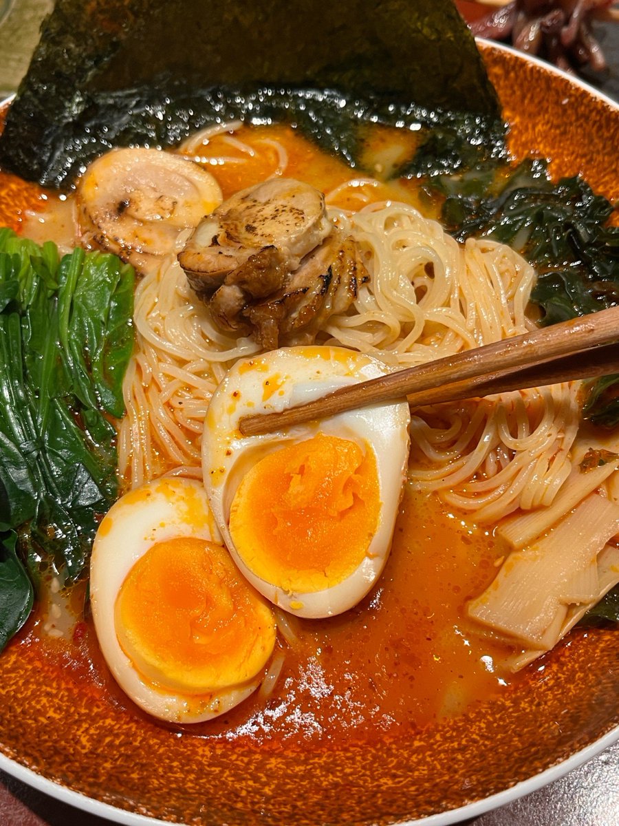 Aliakse01534901's tweet photo. Late-night cravings Our little spot’s serving warm miso ramen, crispy gyoza, and that cozy vibe till 2 AM. Come in—your night’s just getting better. https://t.co/lPyGTHUJyt
