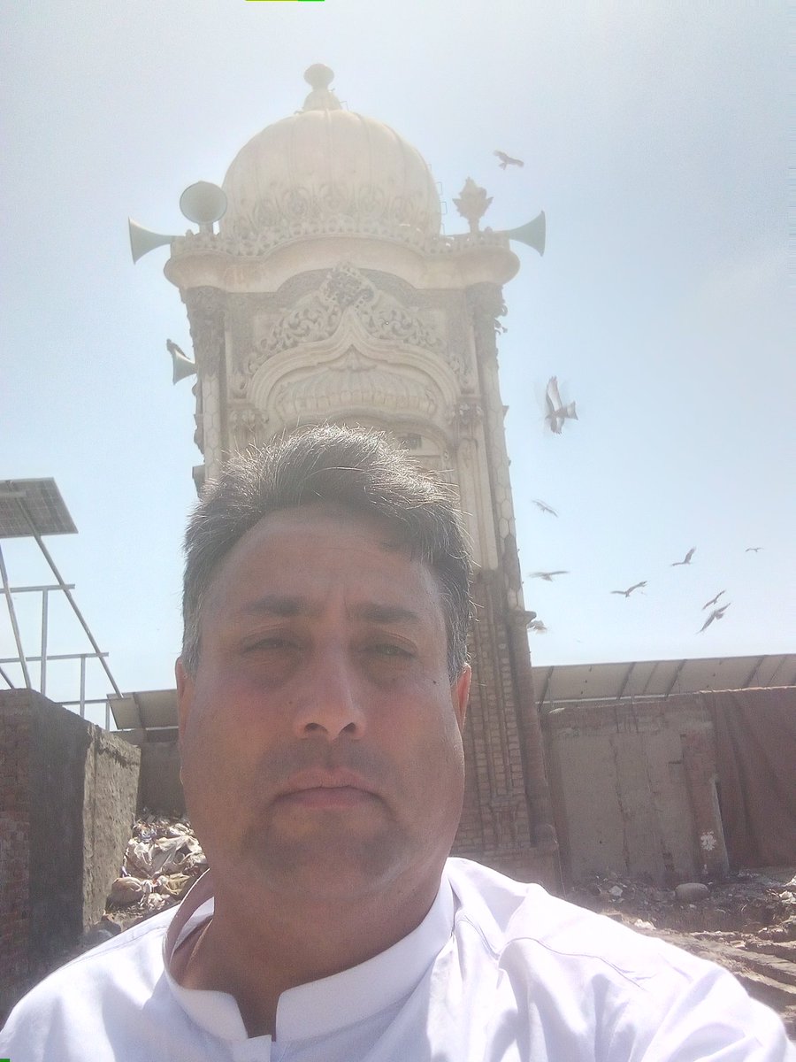 Fayrok's tweet image. #Sahiwal #Gurudwara #Evacuate #Sikh #worship #place 
ساہیوال میں متروک گوردوارہ کا دورہ