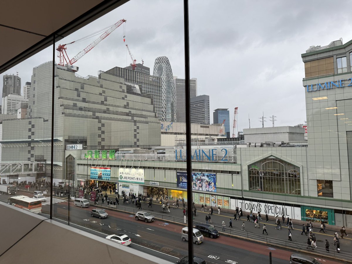 せいご tweet media