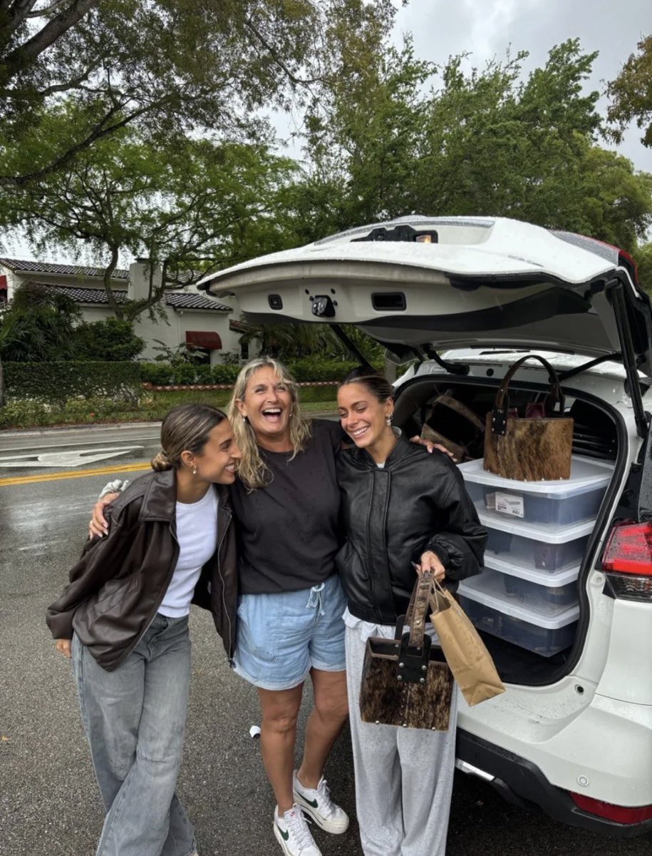 TINI ESPAÑA tweet media