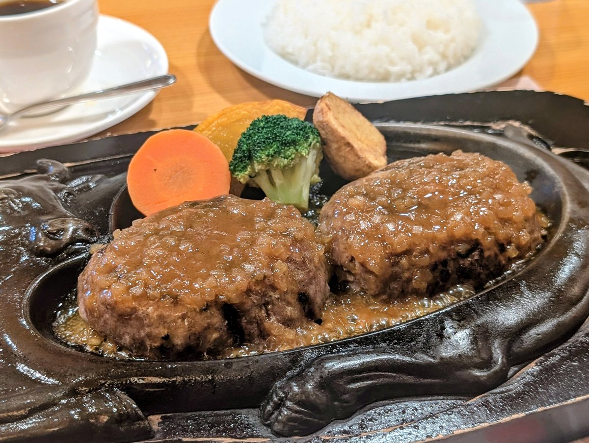 ねるか tweet media