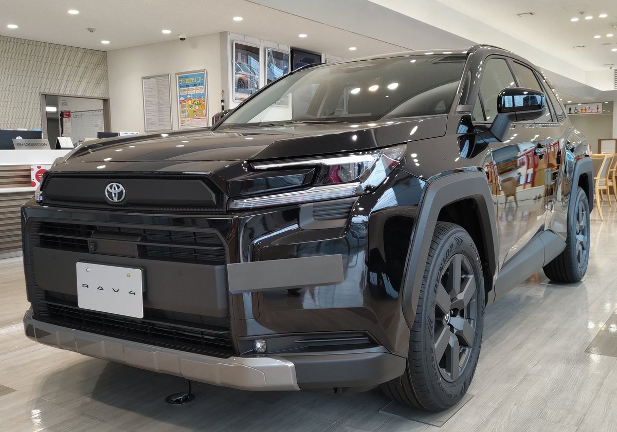 Ai300198201's tweet image. アドベンチャーでブラックはどうでしょうか。
#トヨタ
#RAV4
#TOYOTA