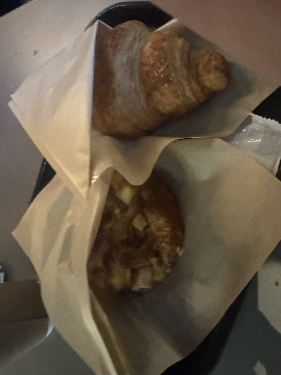 255pro🦇045 tweet media