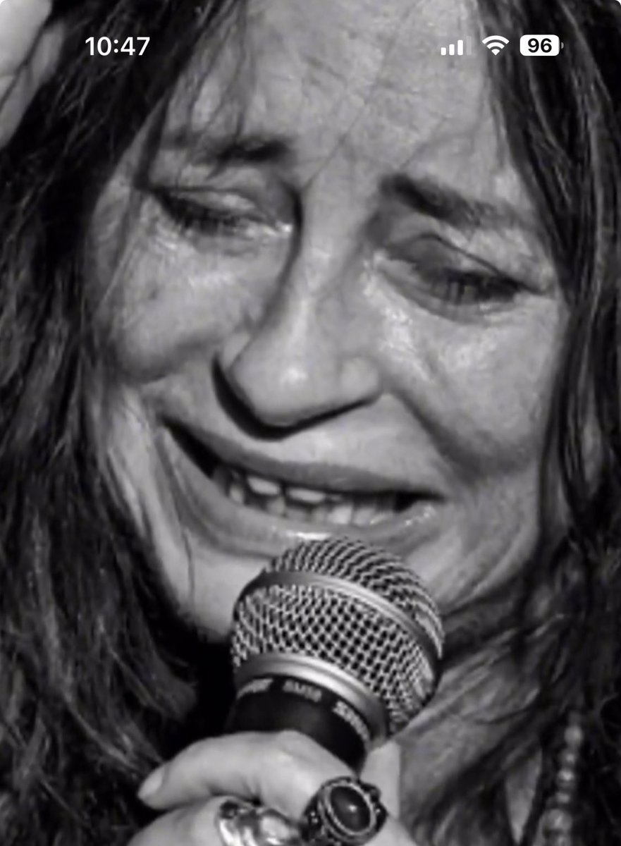 Bohemian Rhapsody tweet media