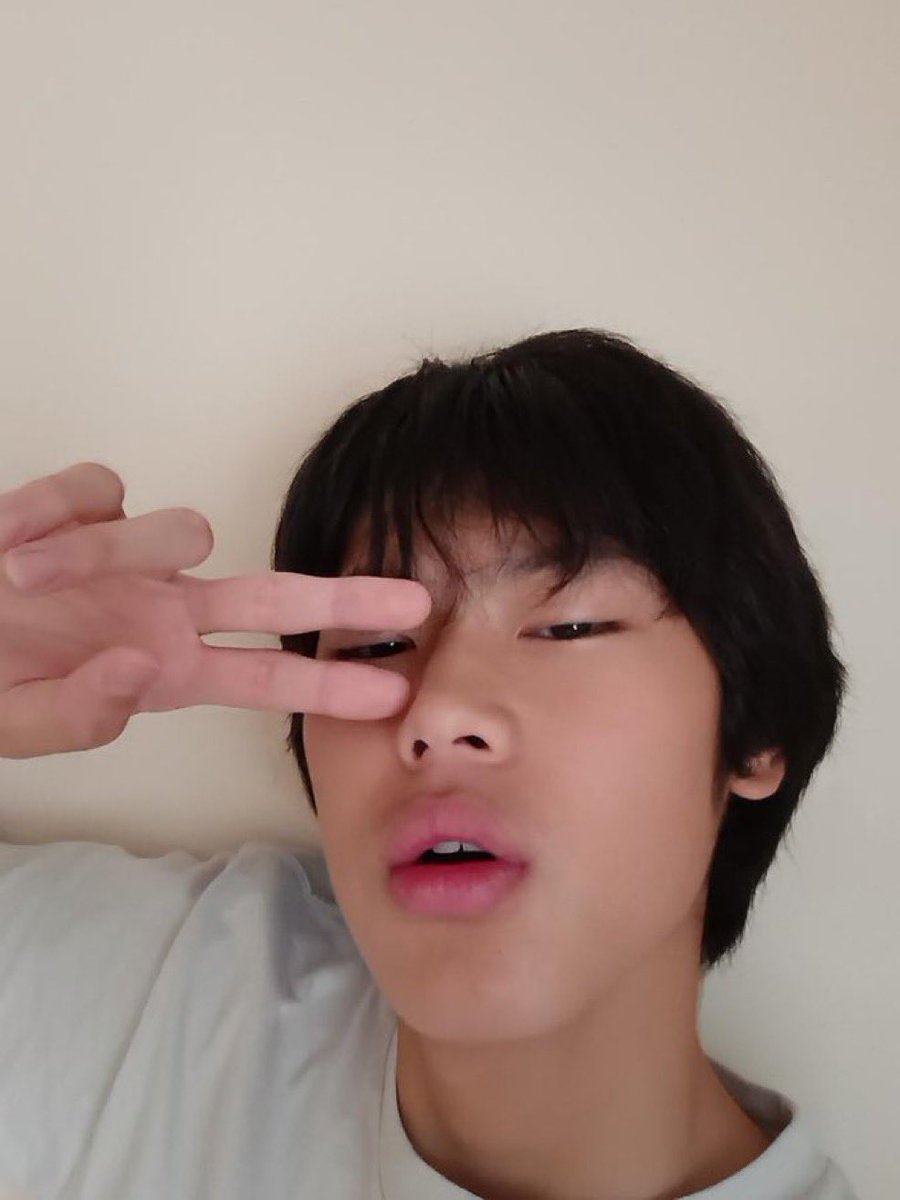 TakokunGod's tweet photo. イケメン補給しとけ https://t.co/5bJrOizcxD