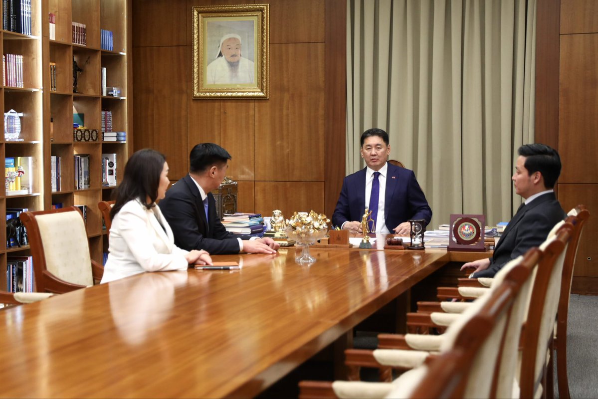 UBn.mn ЮУ БАЙНА tweet media