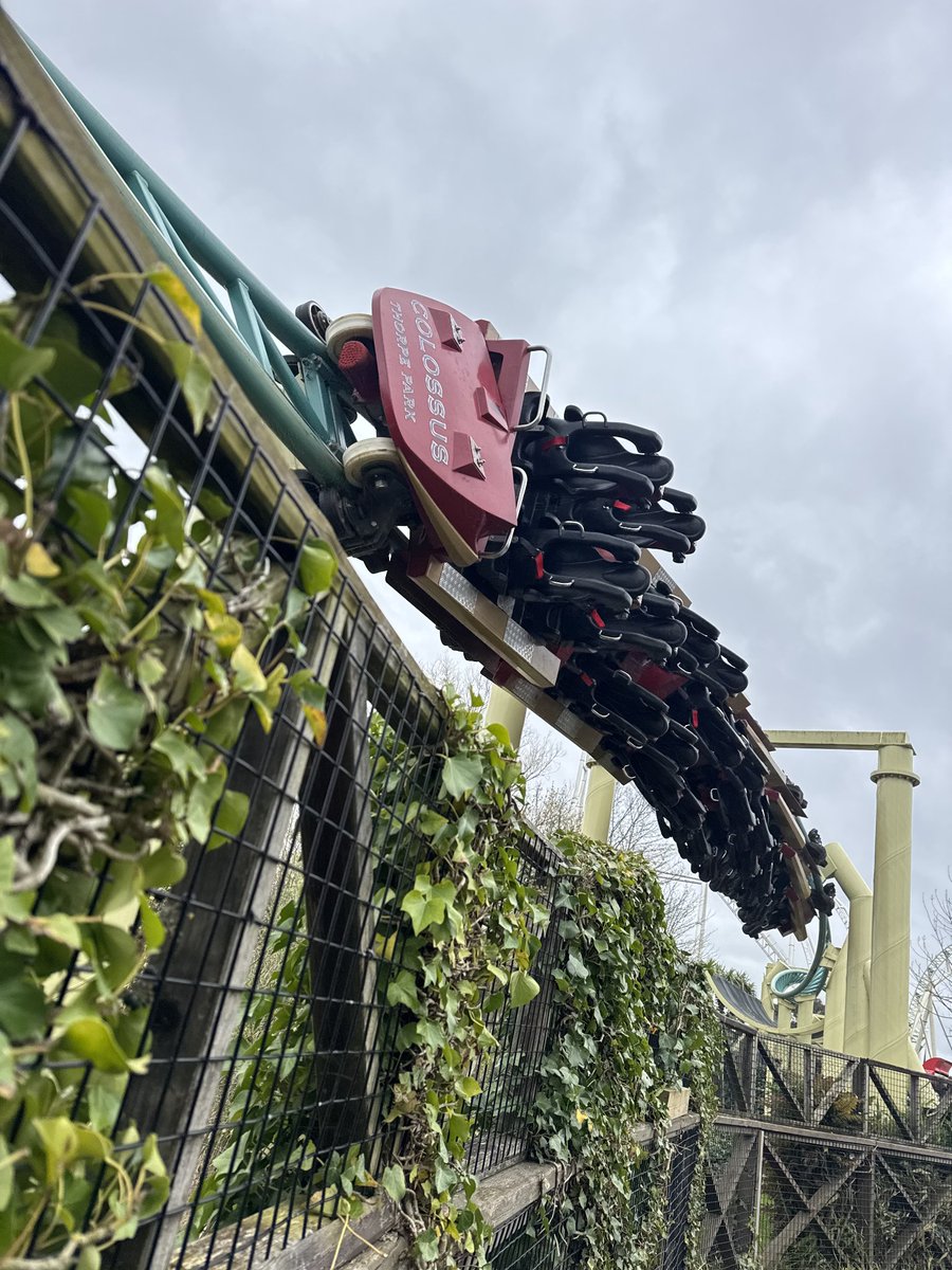 AttractionsBynd's tweet photo. Back at Thorpe Park yesterday for our first visit of the season and it did not disappoint 🎢🔥 https://t.co/S7krorl5hO