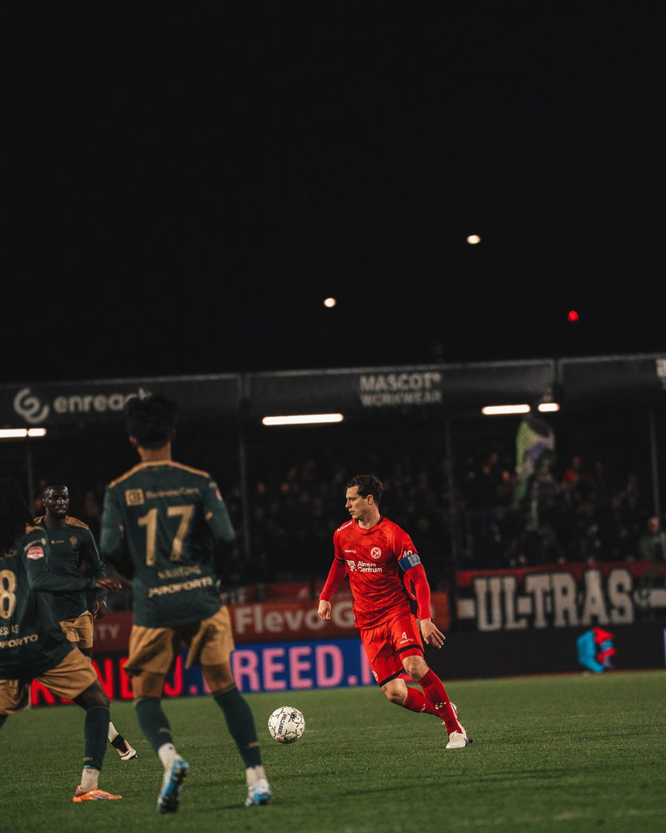 AlmereCityFC's tweet photo. Top avond! ๐
#AlmereCity #BetterTogether #ALMTOP https://t.co/nsS4zhCn7U