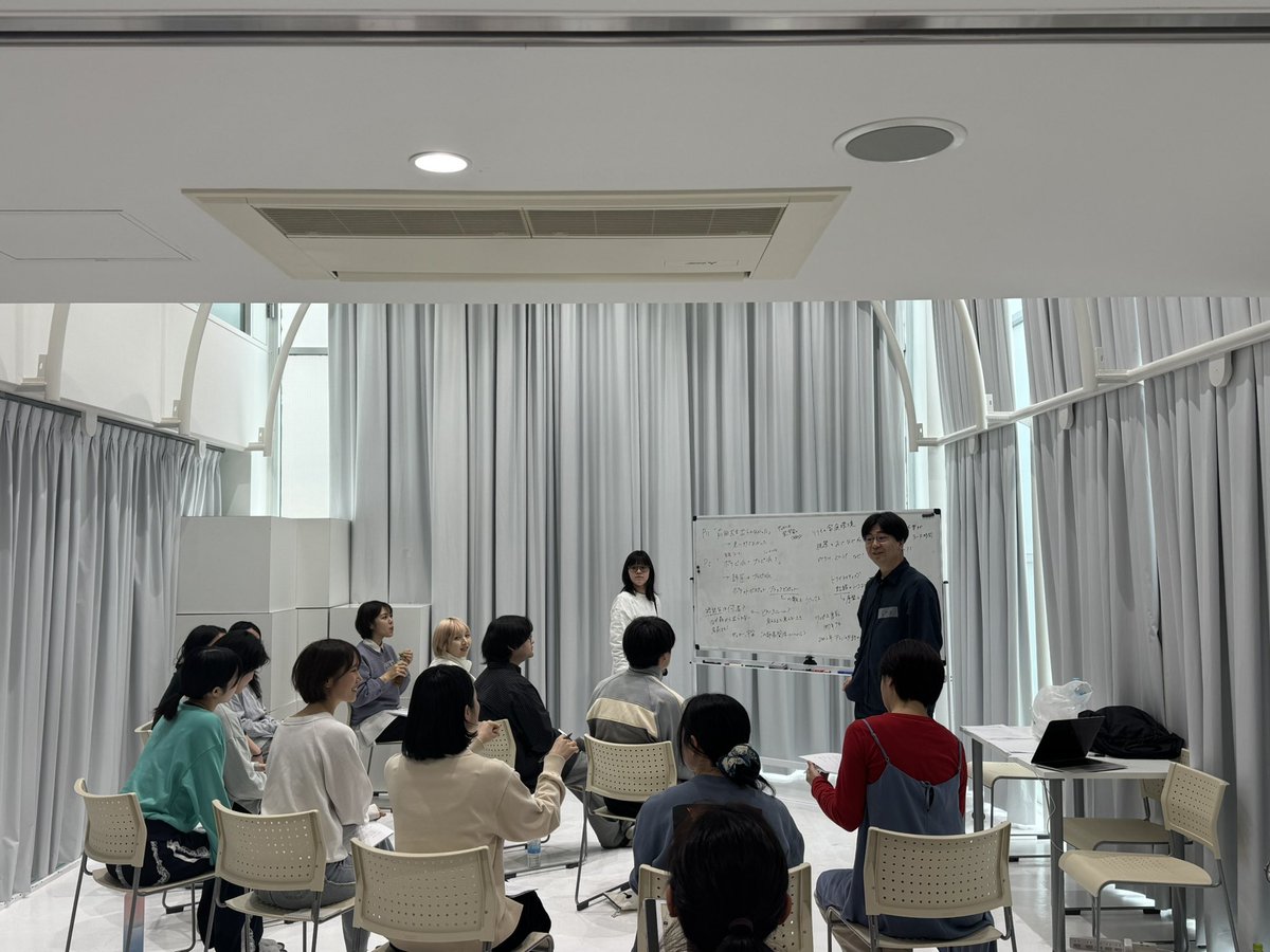 llo88oll's tweet photo. 創作イベント1回目
無事終了しました🫶

『ウルトラソウルメイト』初稿台本を囲んで、参加者のみなさんとシーンを立ち上げた3時間。
新たな発見やアイデアが生まれた有意義な時間となりました！

ご参加いただいたみなさんありがとうございました。
次回は18日開催です🗓️

🪐 https://t.co/zRI5FOROvR https://t.co/HrRnQ5QJ4A