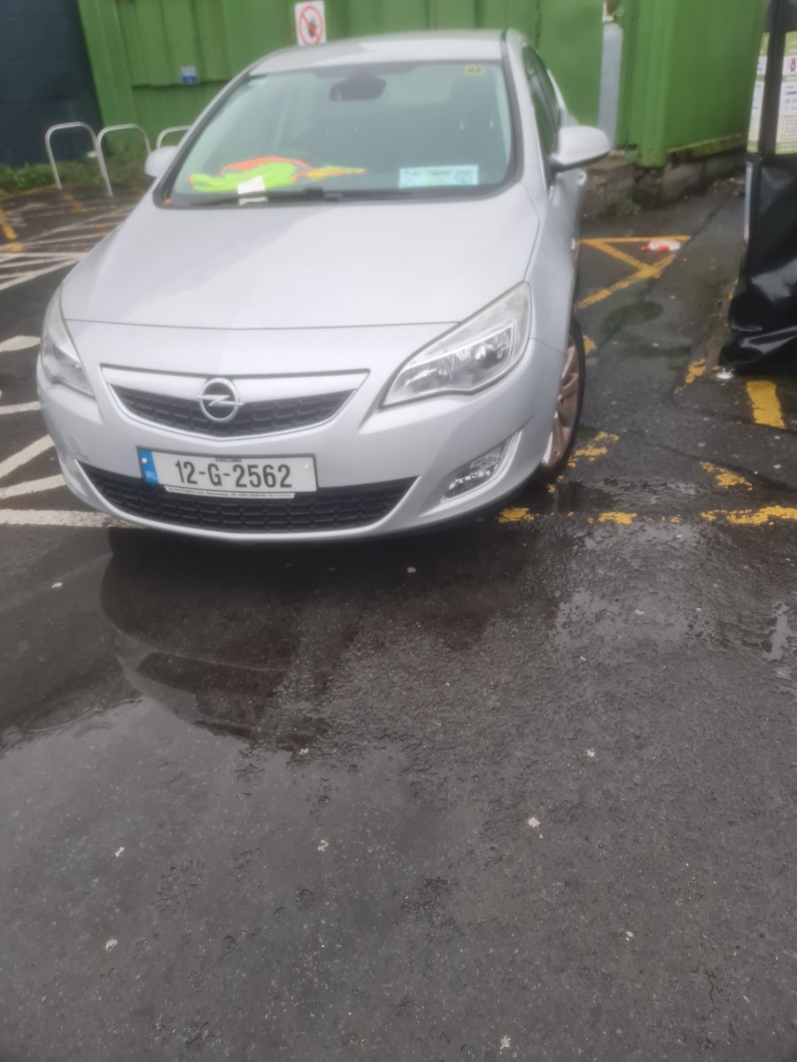 Danielle Kennedy tweet media