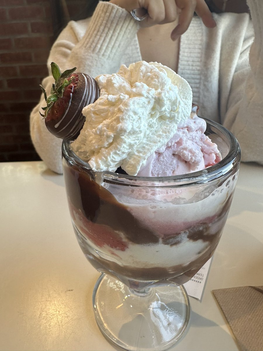 (╹◡╹)♡ tweet media