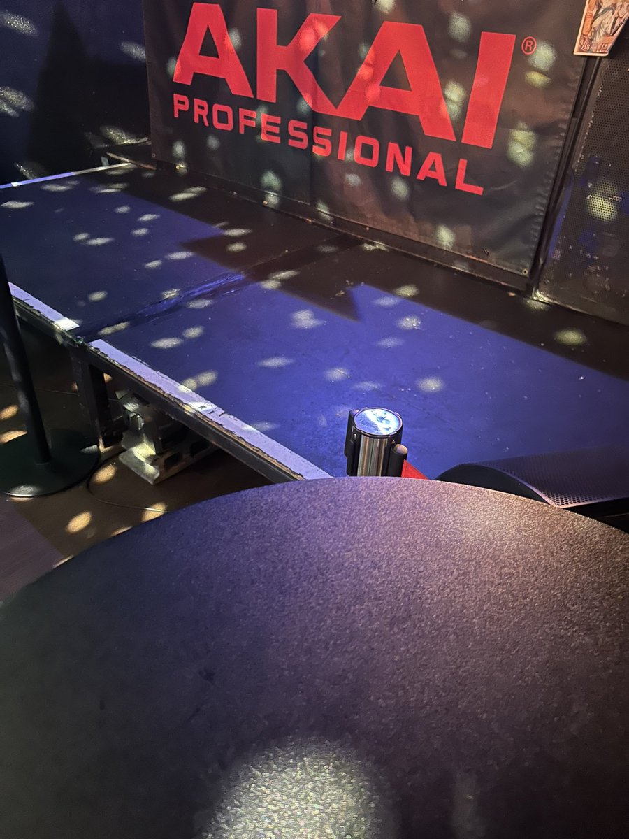 NaNaLoKu tweet media