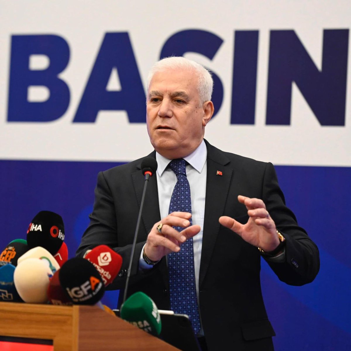 Pusholder tweet media