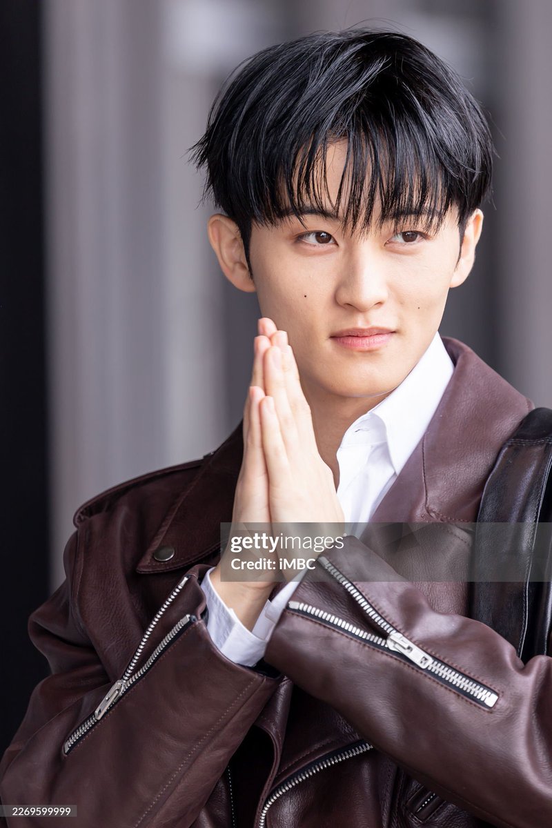 บู ดอมอ tweet media