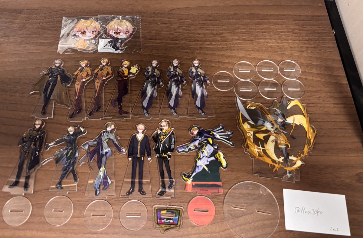Hnn10Ko's tweet photo. 担降りの為お譲り致します

求)希望額➕送料

個数、詳細は1枚目ALT記載しております。
ツリーに続き有

  #シクフォニグッズ交換  #シクフォニグッズ買取  #シクフォニグッズ譲渡 https://t.co/qo5IoEW5Re
