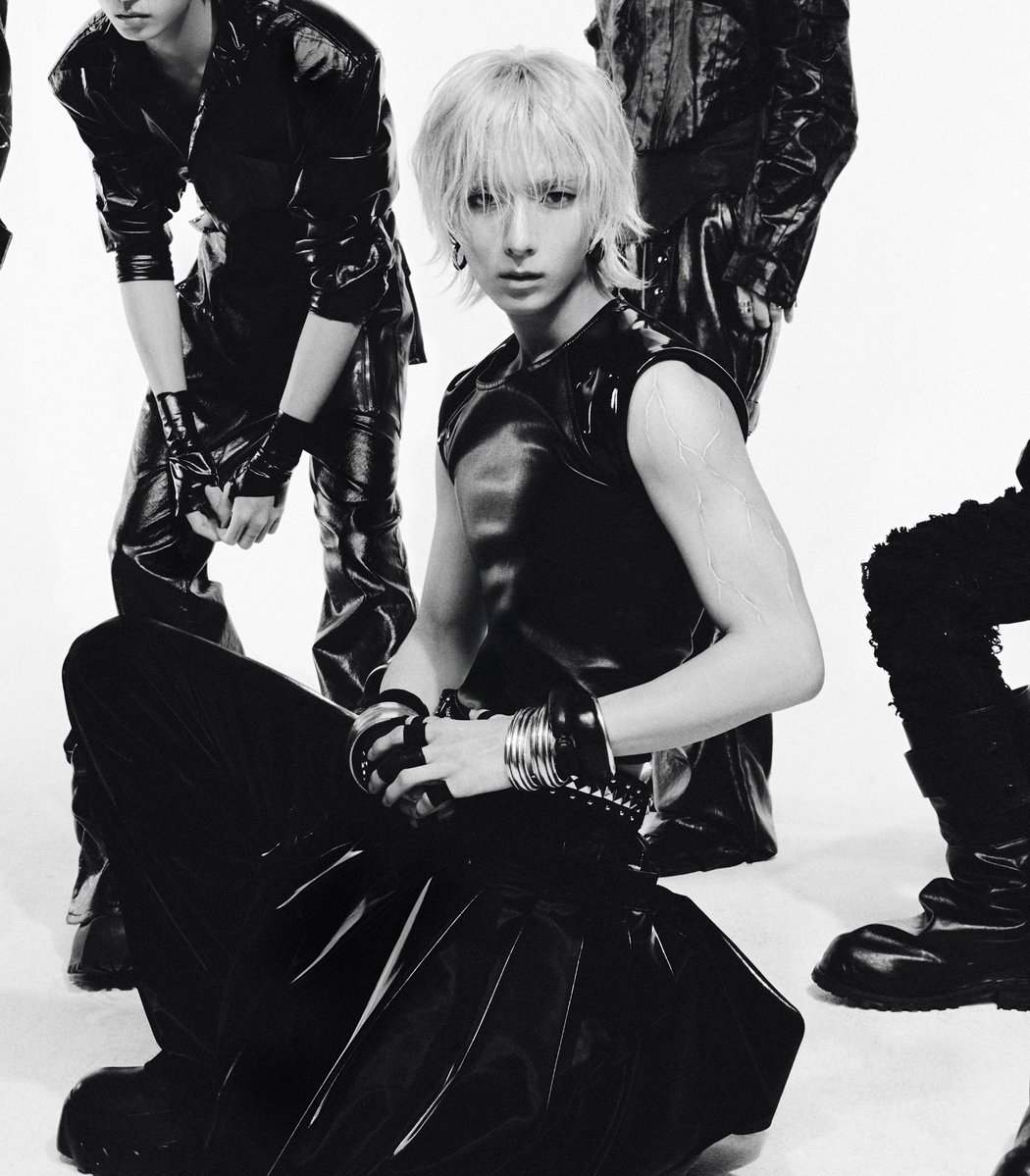 juju on fire tweet media