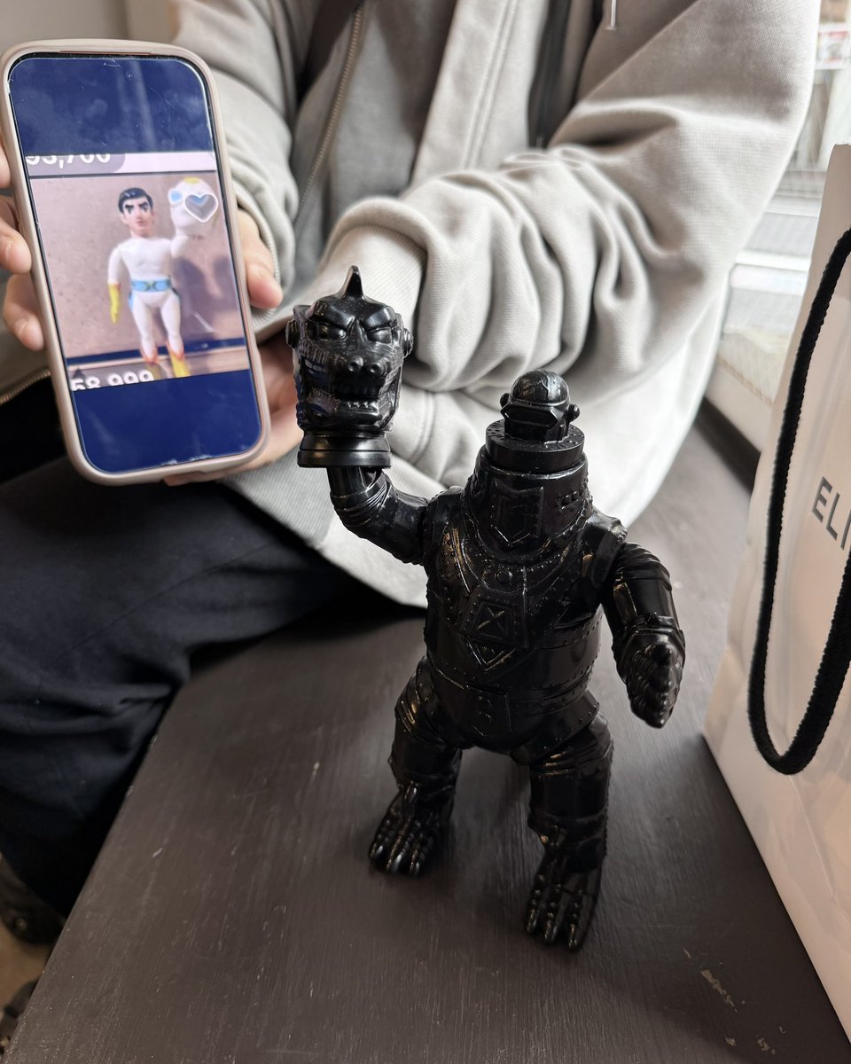 氏ね様 tweet media