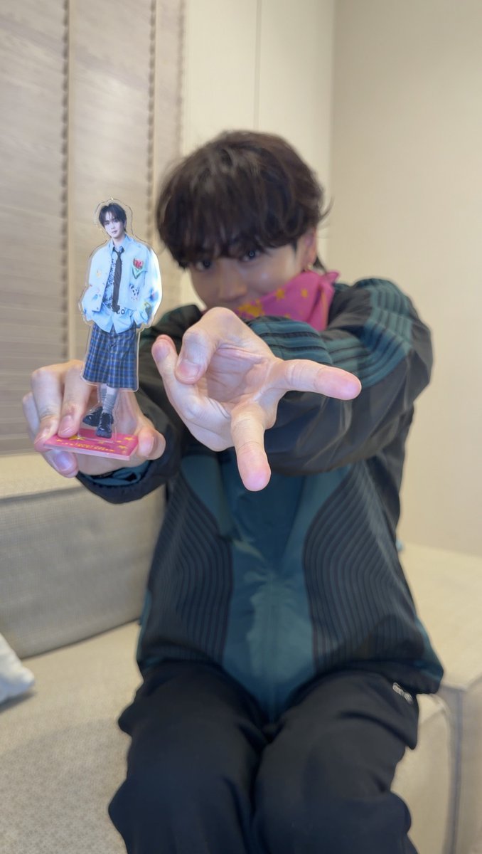 hokuto_staff's tweet photo. ／
📢スペシャルグッズ盤 
ご予約締切まであと2日！⏰
＼

HOKUTOの想いがこもったBOX🎁
お買い忘れないようにお願いします✨

1st Album「JUKE BOX」
数量限定スペシャルグッズ盤
ご予約受付は4/6(月)23:59まで！

※THE RAMPAGE OFFICIAL FAN CLUB 会員限定販売
※完全受注生産となります

▼ご予約はこちら
🔗https://t.co/d97qygMuEw

#HOKUTO #JUKEBOX