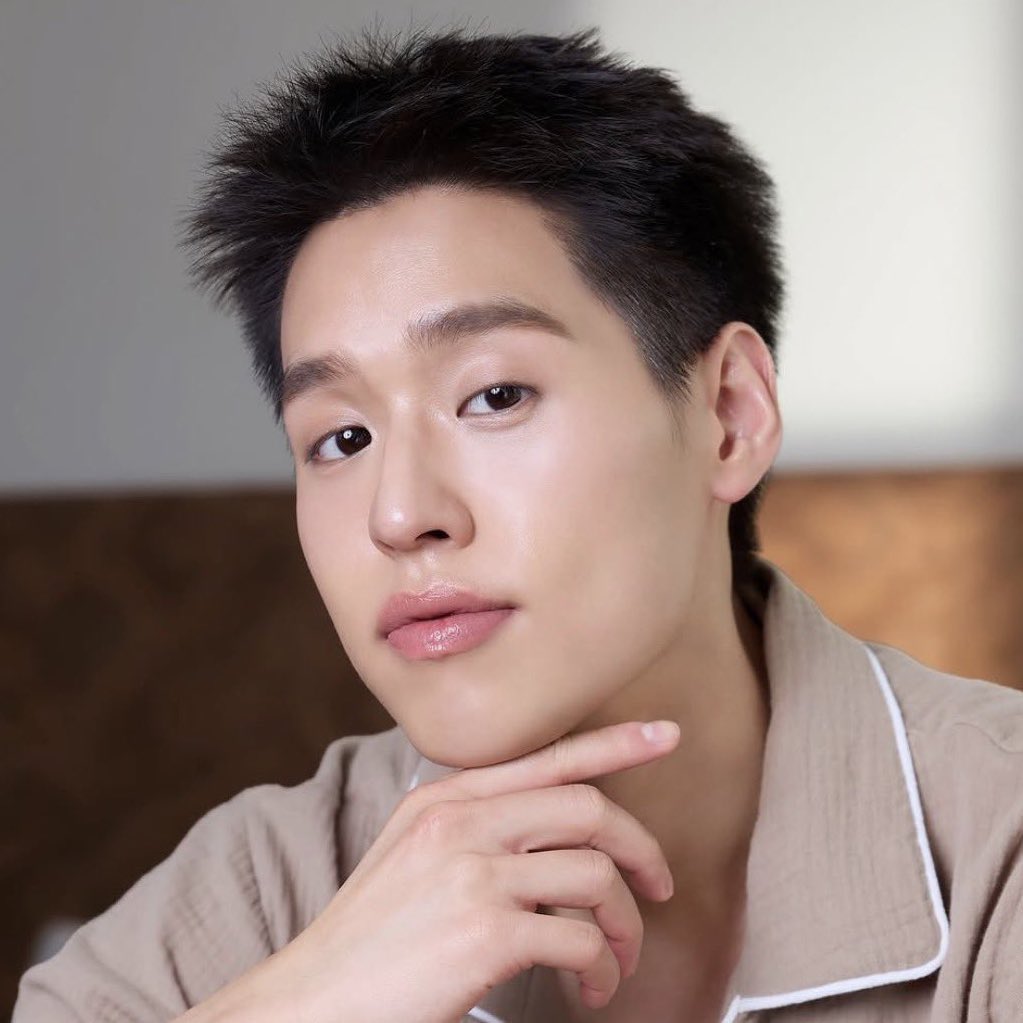 บทด* (slow🐢) tweet media