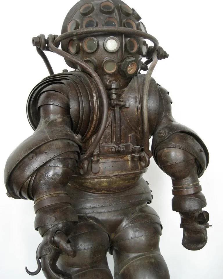 LeoDaVinciWave tweet media