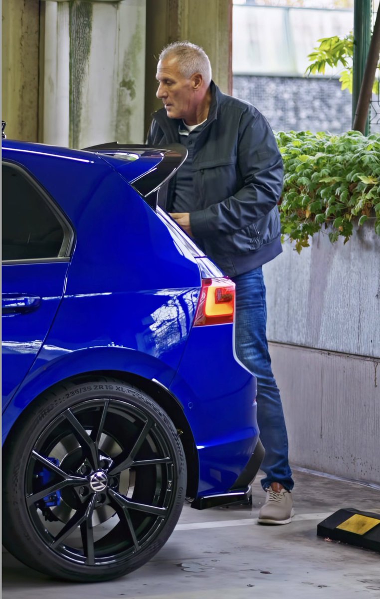 𝑶𝒕𝒔𝒊𝒍𝒆 𝑲 tweet media