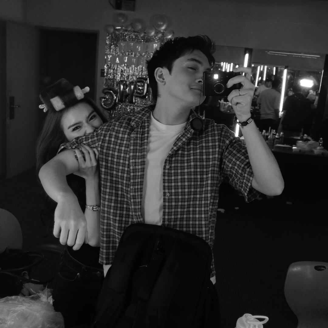 banderaphl's tweet photo. STAY STRONG PA RIN ANG FRANSETH! 😍

Nag-post si Francine Diaz ng cute pictures nila ni Seth Fedelin sa Instagram. “Hi, bhie 🤭🙄,” sey niya sa kanyang caption. | 📸: Instagram/Diaz 

RELATED CHIKA: https://t.co/n92O5HYZkp https://t.co/GqMa8JpxGX