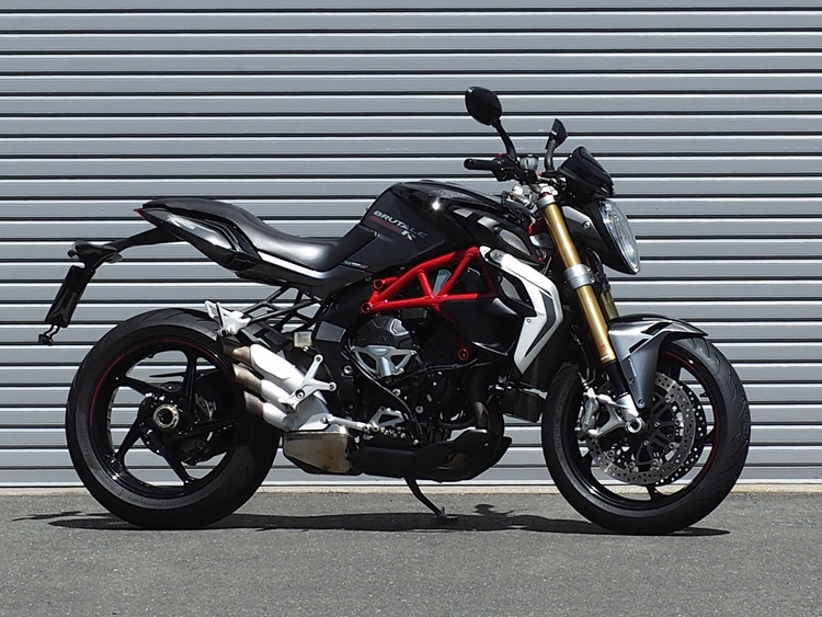 TairaRacing's tweet photo. 中古車 MV AGUSTA BRUTALE800RR が入庫しました。
前後BITUBOサスペンション装備のお得な個体です。
価格もこなれてMVアグスタ入門にも最適です。
#mvagusta #brutale #tairaracing https://t.co/xqtleRLde8