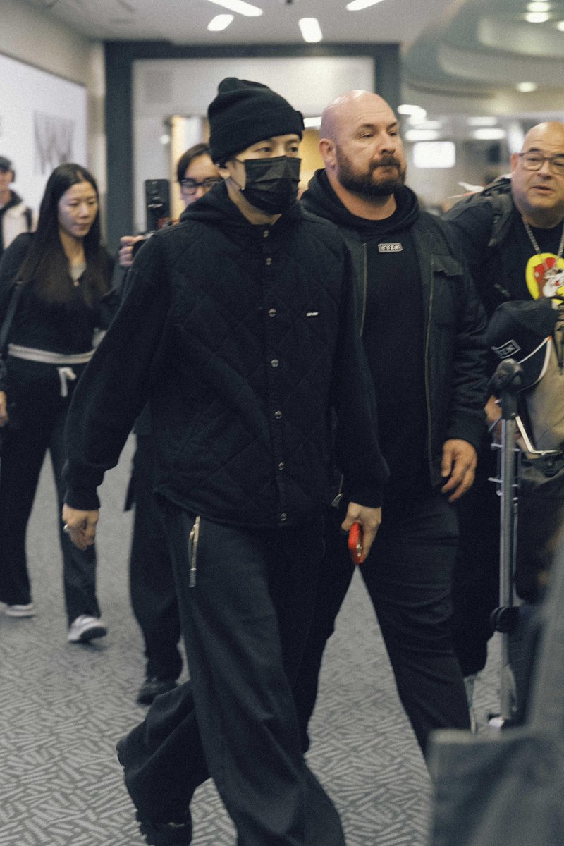 JacksonWang__MY's tweet photo. 260404【温哥华摄影师北北 XHS Update】
Jackson has arrived at Vancouver 🇨🇦

Have a good rest @JacksonWang852 ❤️

#JacksonWang #王嘉尔 #잭슨  #TEAMWANG  #teamwangrecords @JacksonWang852 https://t.co/rpp4QTVJ7d