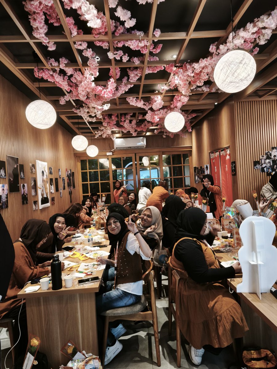 StarCups Indonesia tweet media