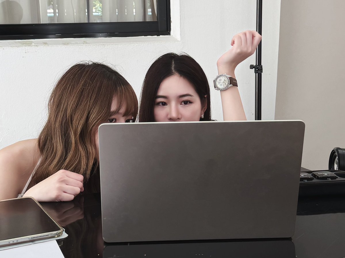 famefxme tweet media