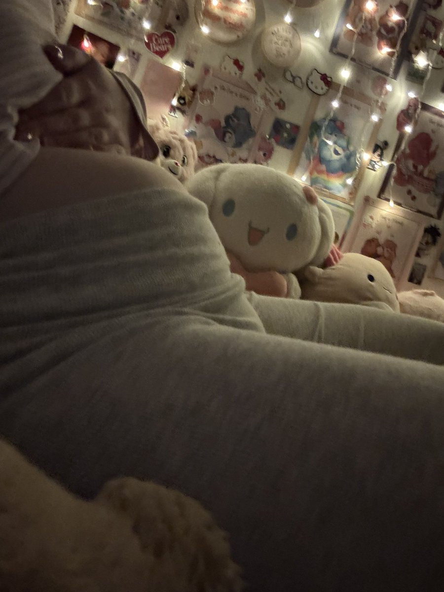 ℳℴℴ𝓃 tweet media