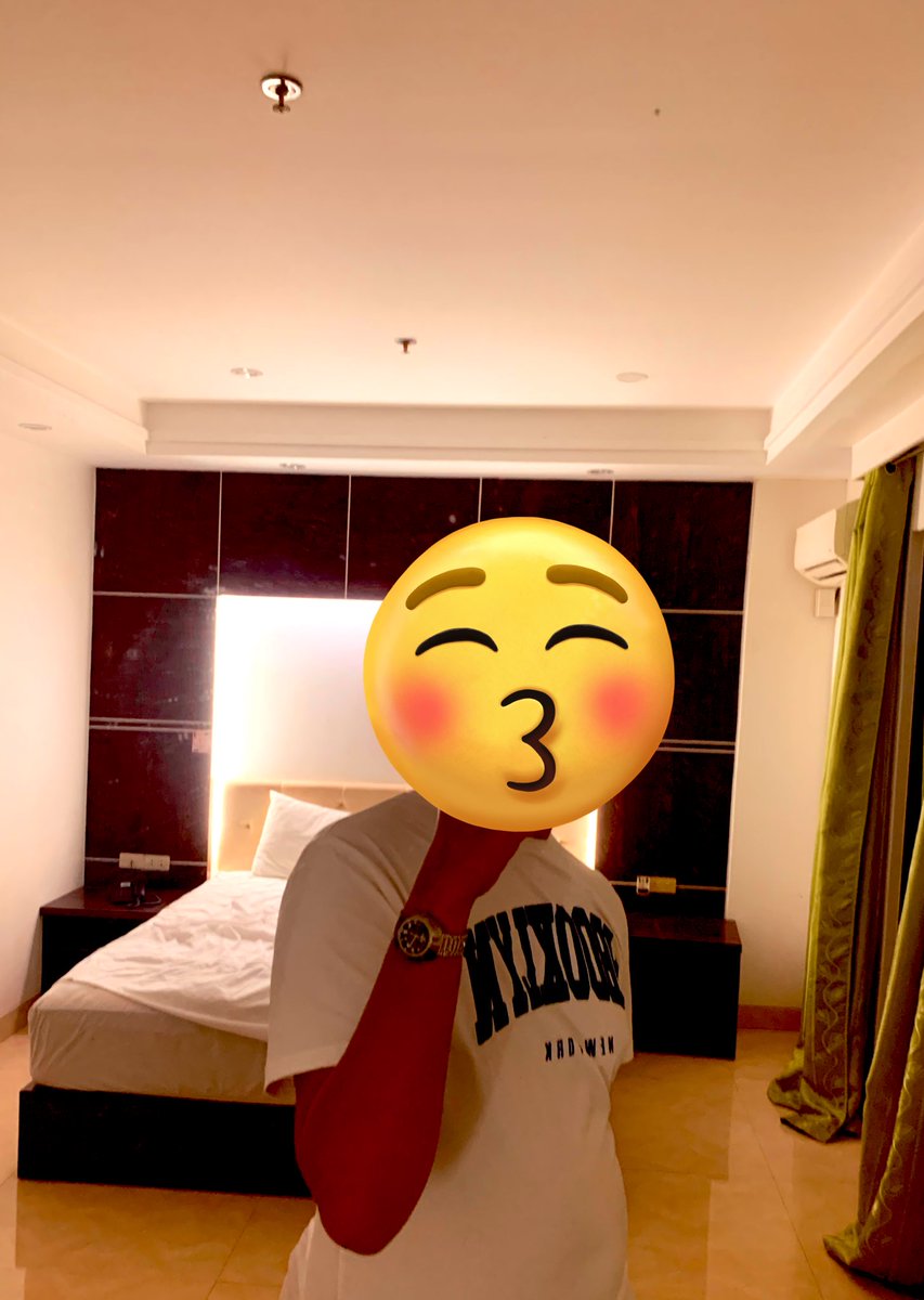 SShEESSh tweet media