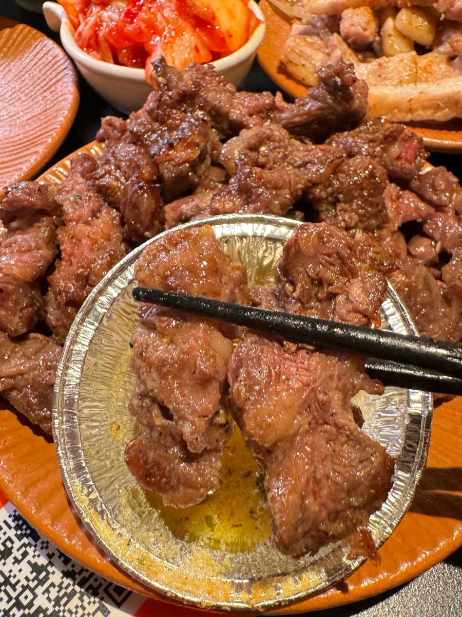 Manunga Hmar tweet media