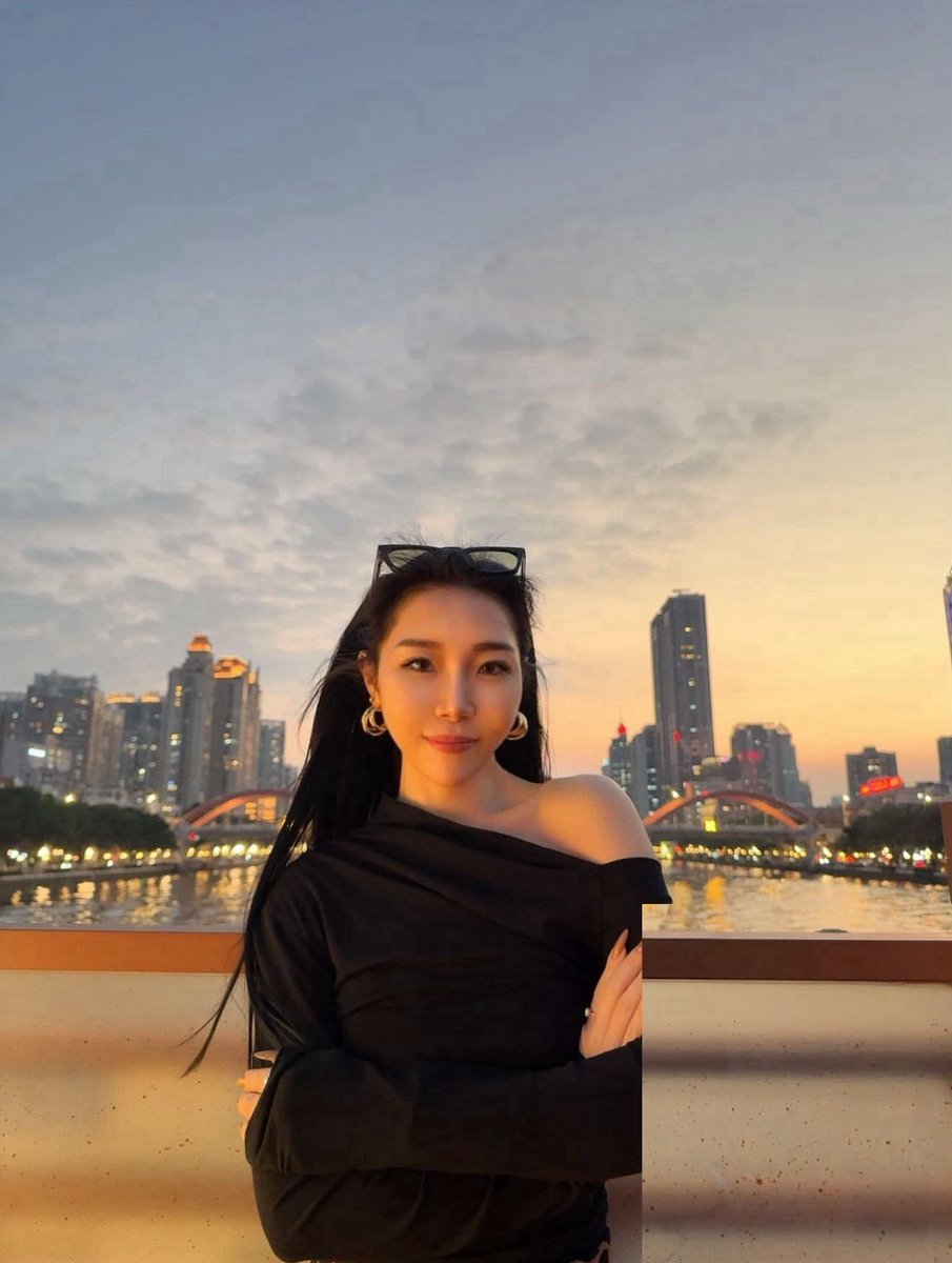 Chloe🇭🇰🦖🐷 tweet media