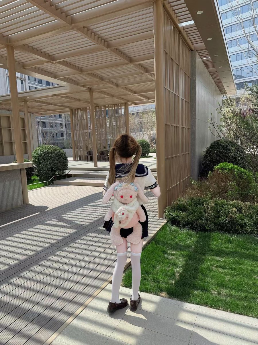 oooooyo7's tweet photo. #m #双马尾 #白虎 #萝莉 https://t.co/ZPexKiV9Eu